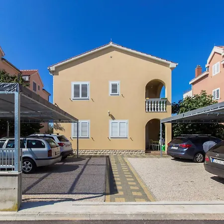Daire 2 Bedroom In *